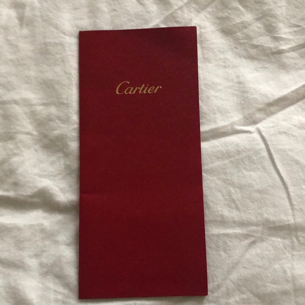✉️ Cartier envelope